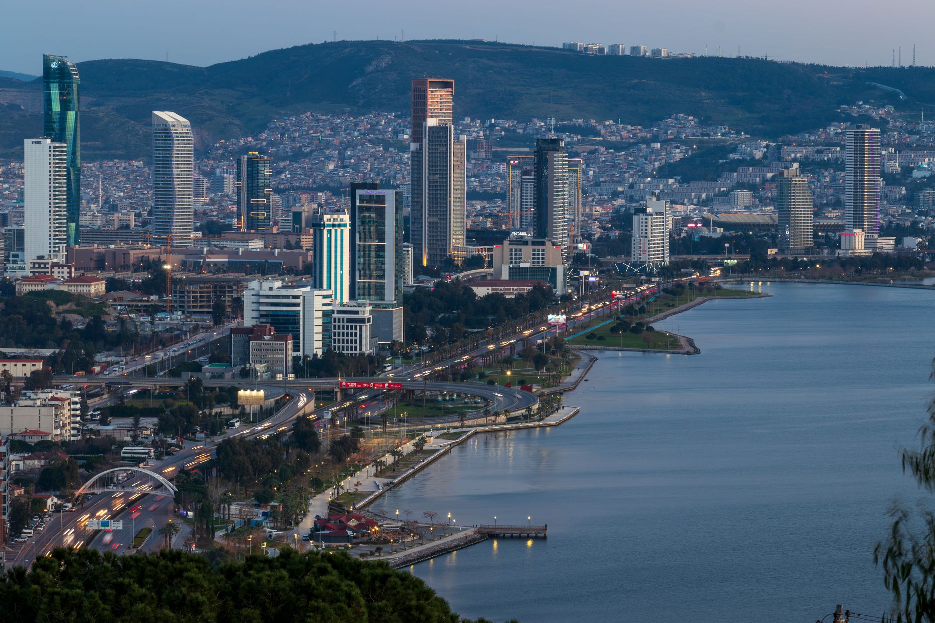 Van İş Seyahatlerinde Konaklama Konumu Seçimi Rehberi