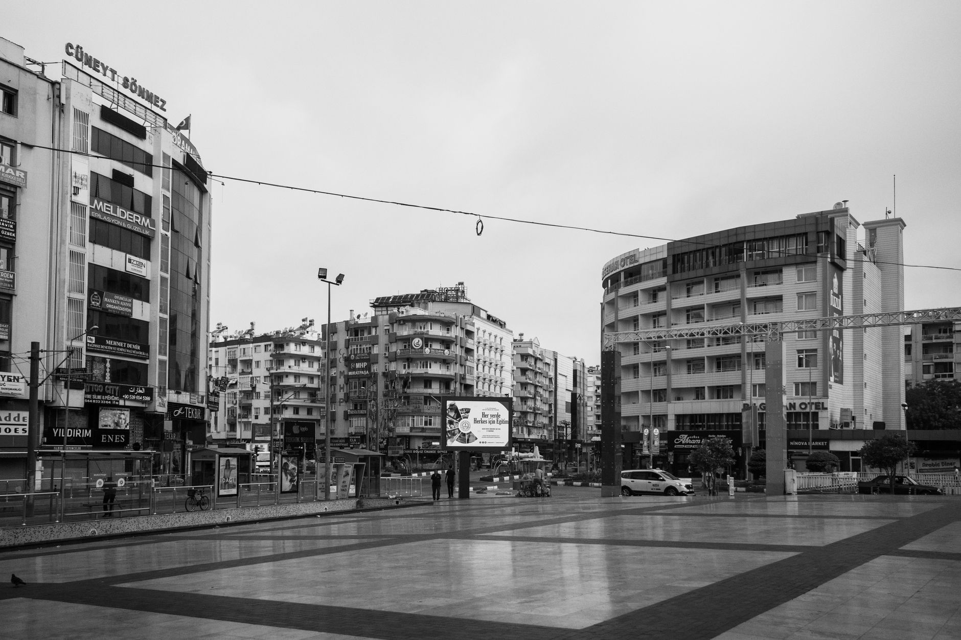 Van İş Seyahatinde Konum Seçimi: Akıllı Konaklama Rehberi