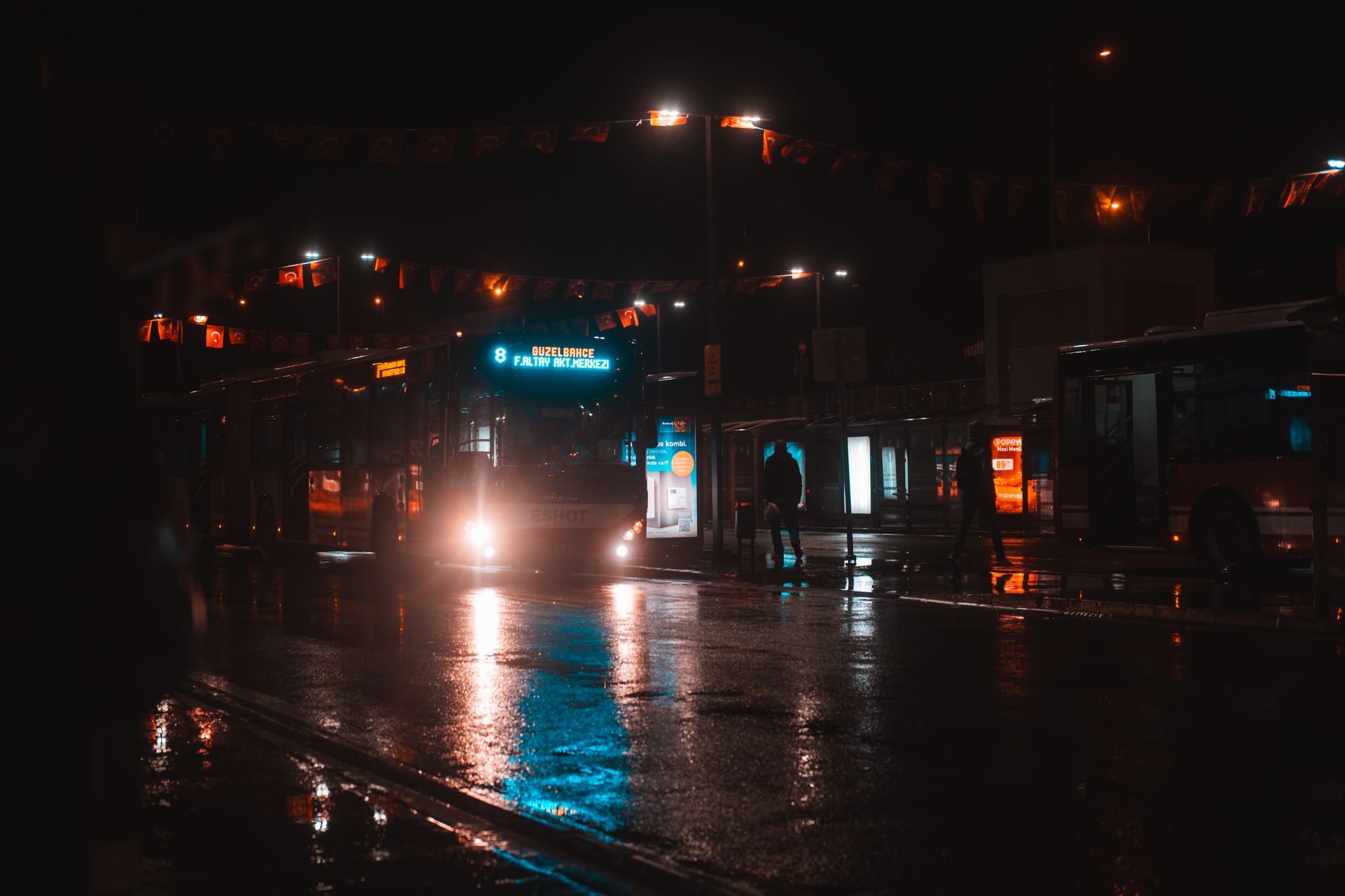 Van Otogarı'ndan Şehir Merkezine Ulaşım ve Konaklama Rehberi