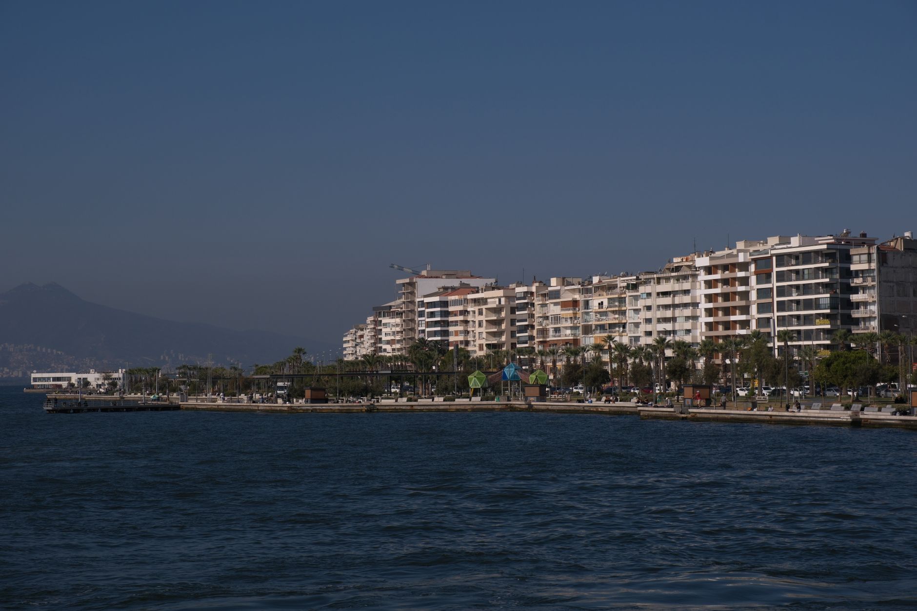 Van'da Yaz Tatili İçin Merkezde Konforlu Konaklama Rehberi